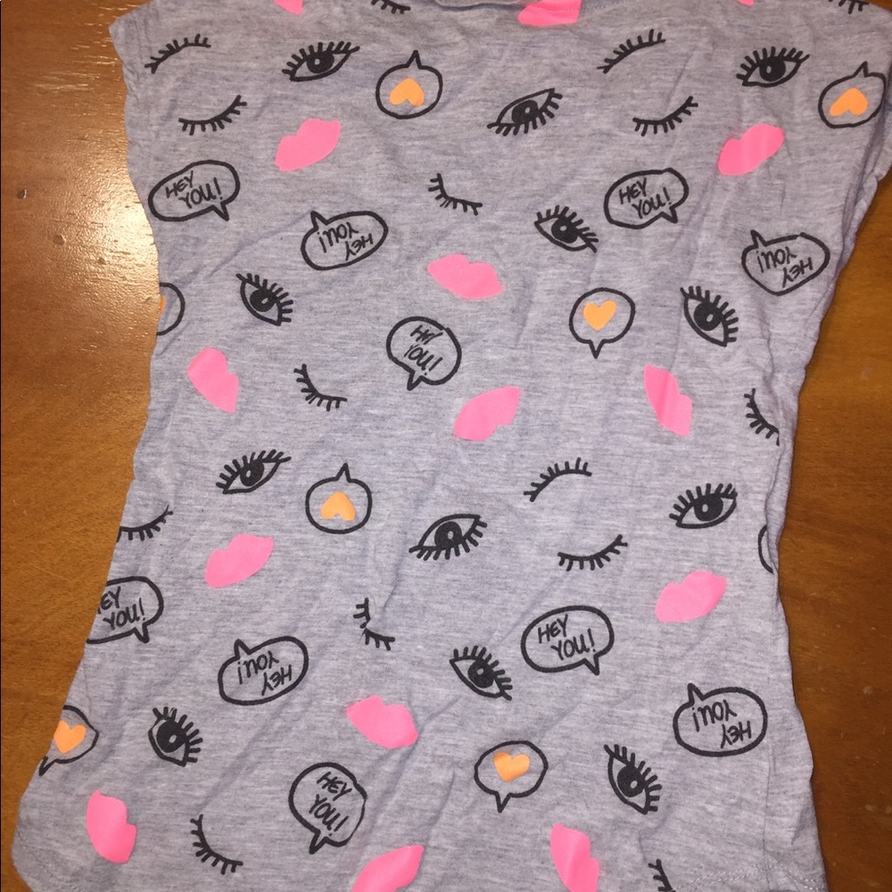 Shirts - Picture 2 of 4